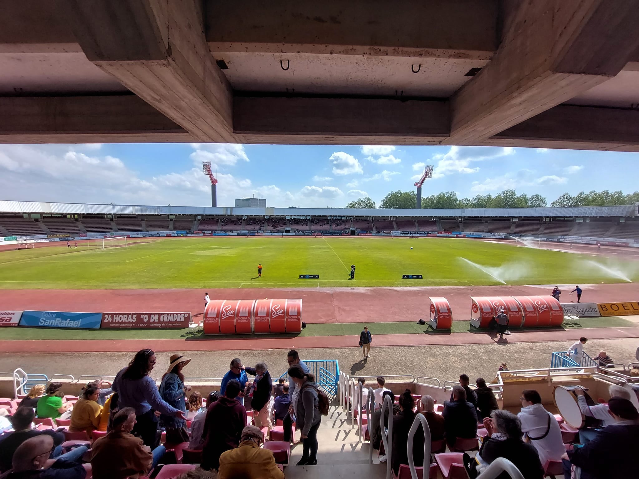 El Concello de Santiago iniciará la primera fase de la reforma integral del Estadio Vero Boquete de San Lázaro El Concello de Santiago iniciará la primera fase de la reforma integral del Estadio Vero Boquete de San Lázaro
