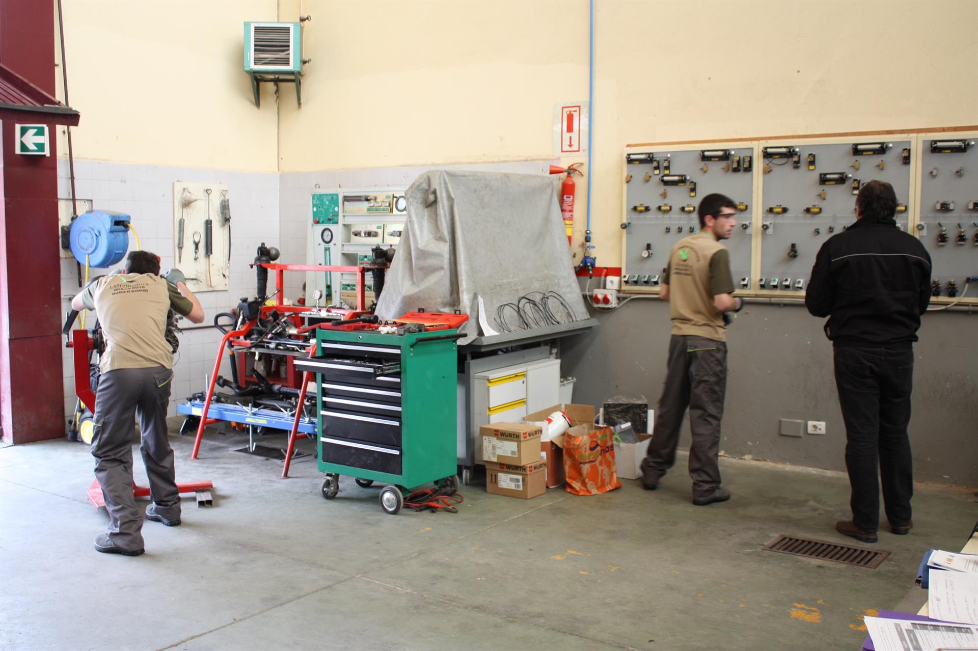 La Junta publica la resolución para cursar módulos de FP de Grados D y E en presencial, semipresencial y online La Junta publica la resolución para cursar módulos de FP de Grados D y E en presencial, semipresencial y online