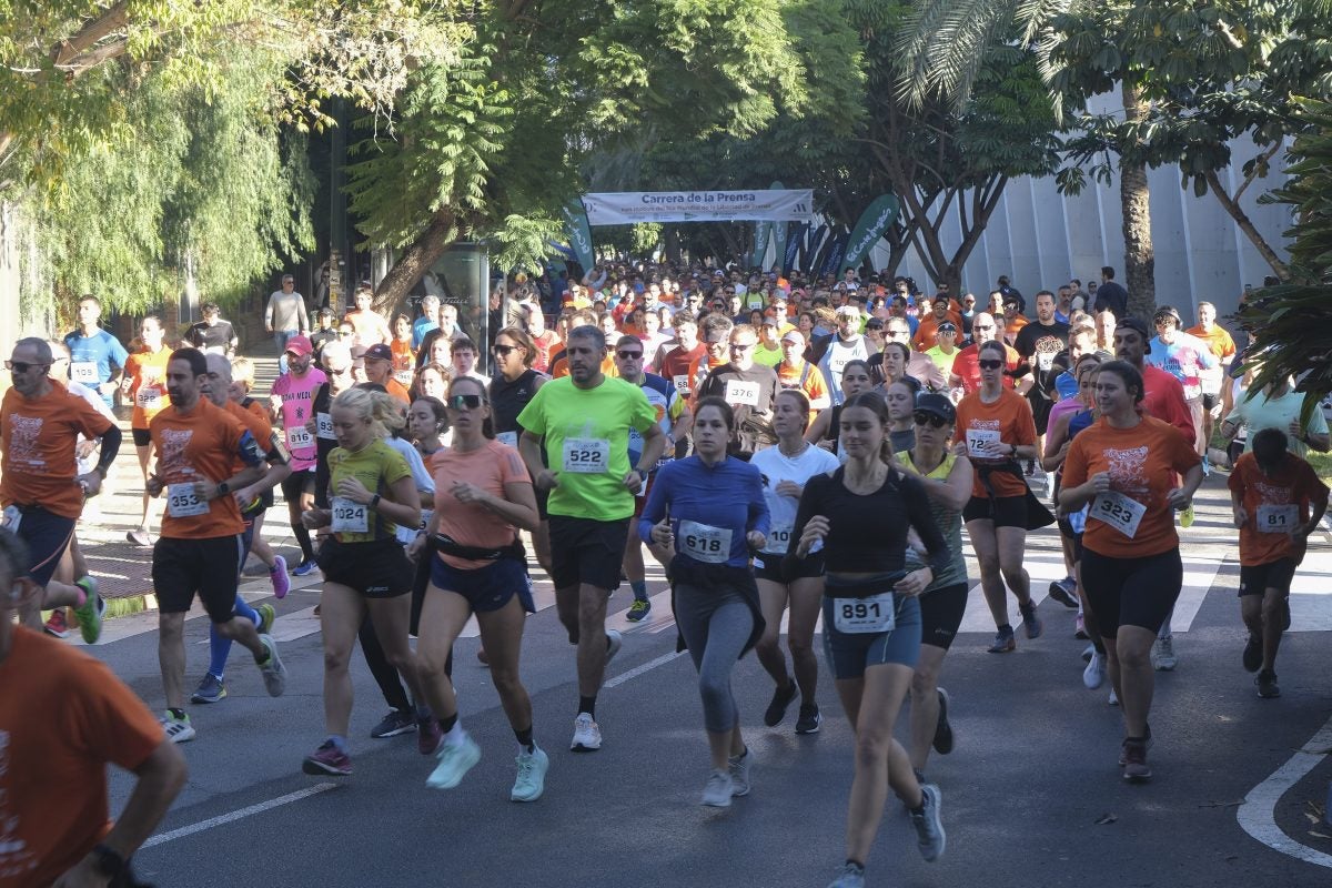 Más de 1.400 corredores reivindican en Málaga la libertad de prensa Más de 1.400 corredores reivindican en Málaga la libertad de prensa