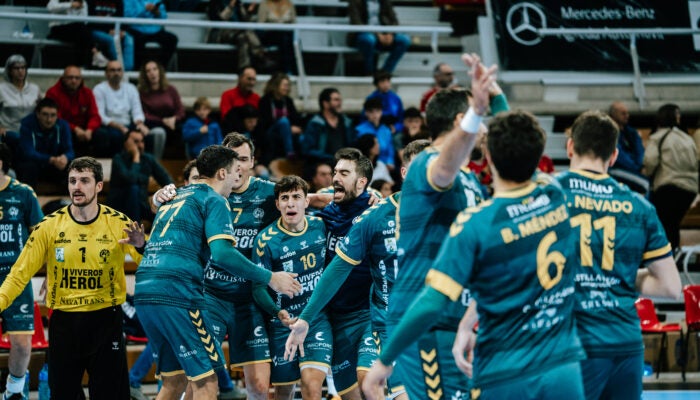 El Nava vuelve a tirar de carácter para llevarse los dos puntos de la visita al colista El Nava vuelve a tirar de carácter para llevarse los dos puntos de la visita al colista