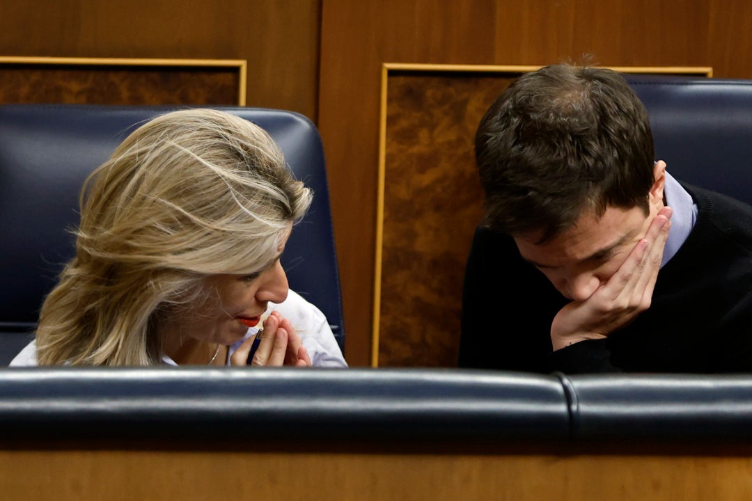 Yolanda Díaz reúne a Sumar con la incógnita de quién relevará a Errejón como portavoz Yolanda Díaz reúne a Sumar con la incógnita de quién relevará a Errejón como portavoz