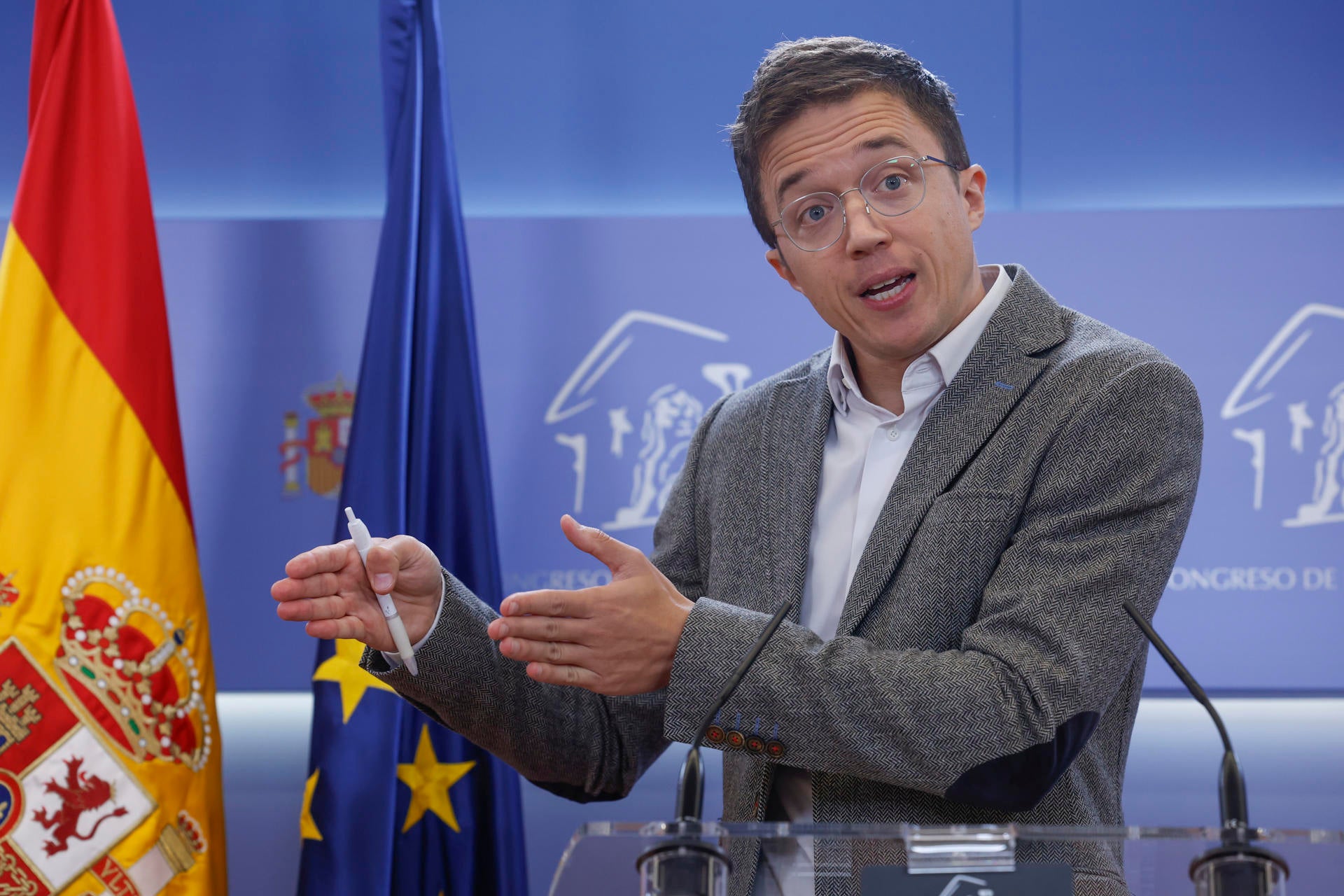 El juez admite la denuncia de Mouliaá contra Errejón y le citará como investigado por un presunto delito contra la libertad sexual El juez admite la denuncia de Mouliaá contra Errejón y le citará como investigado por un presunto delito contra la libertad sexual