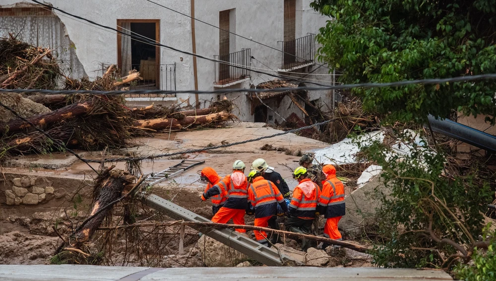 Afectado por la DANA: esto es lo que te cubre el seguro Afectado por la DANA: esto es lo que te cubre el seguro