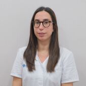 Dra Elena Miralles, especialista en implatntología dental de IMED Hospitales.