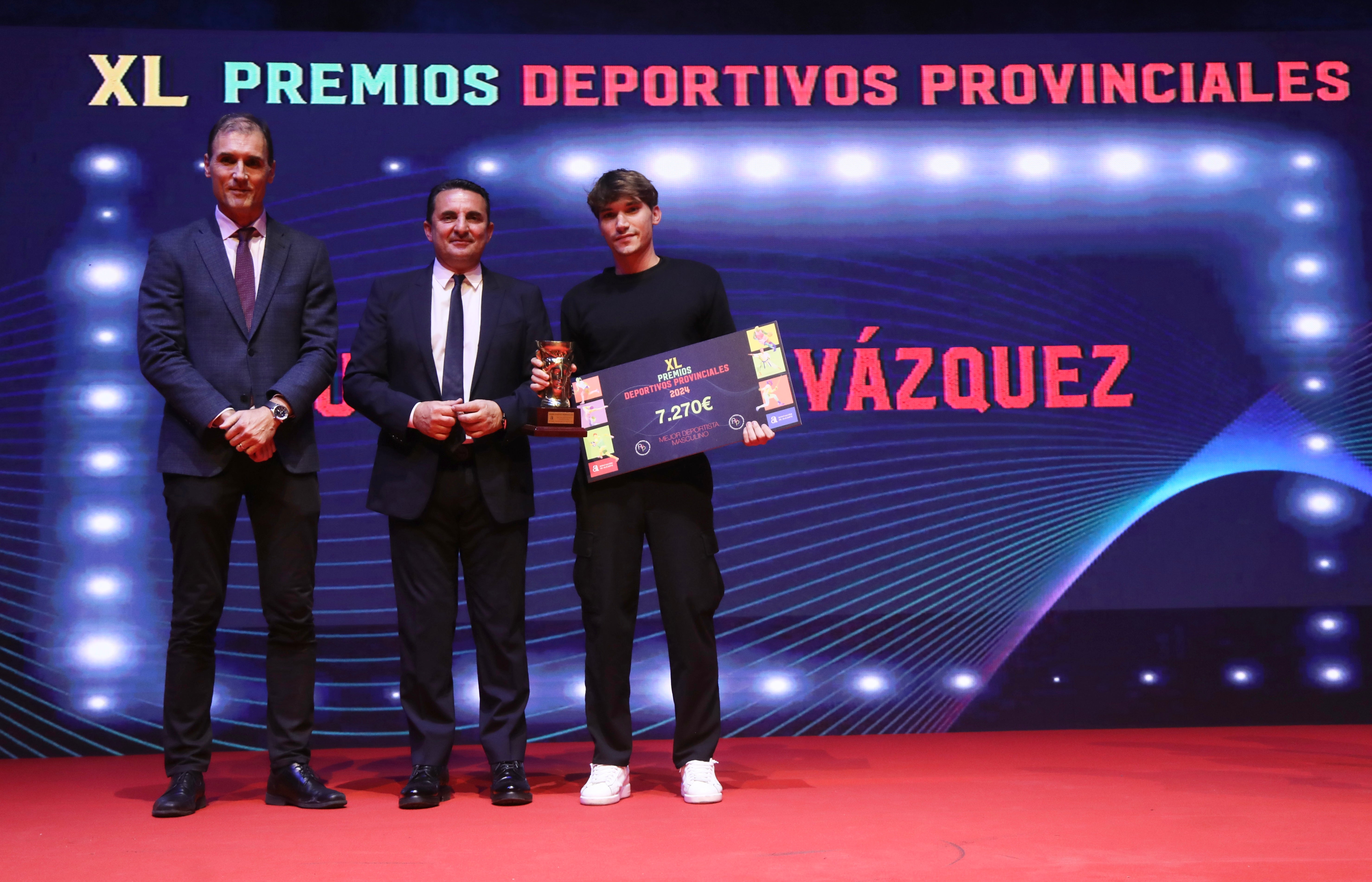 Hugo Arillo, Joaquín Rocamora y el Club Deportivo Escuela de Golf Elche, premiados en la Gala del Deporte provincial Hugo Arillo, Joaquín Rocamora y el Club Deportivo Escuela de Golf Elche, premiados en la Gala del Deporte provincial