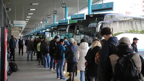 Vista de la estación de autobuses de Oviedo Vista de la estación de autobuses de Oviedo