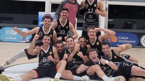 El Benidorm se confirma como líder de su grupo tras derrotar 77-80 al Ontinyent El Benidorm se confirma como líder de su grupo tras derrotar 77-80 al Ontinyent