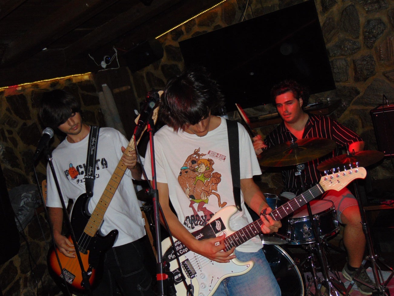 La Báskula se ambienta este jueves con grupos musicales gaditanos en el ‘Halloween Fest’ La Báskula se ambienta este jueves con grupos musicales gaditanos en el ‘Halloween Fest’