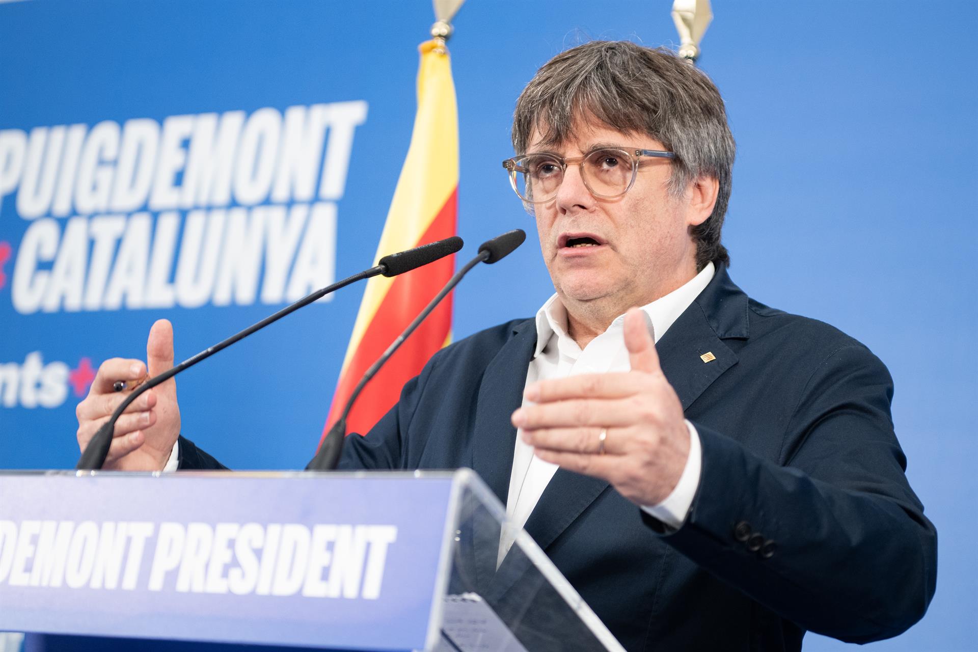 Puigdemont afea que Illa ha recibido antes a la presidenta de la Asamblea de Extremadura que a los grupos parlamentarios Puigdemont afea que Illa ha recibido antes a la presidenta de la Asamblea de Extremadura que a los grupos parlamentarios