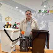 Dolores será uno de los primeros municipios de España en bajar la tasa de recogida de residuos gracias al servicio 'Puerta a puerta' Dolores será uno de los primeros municipios de España en bajar la tasa de recogida de residuos gracias al servicio 'Puerta a puerta'