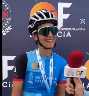 Elena Lloret triunfa en el 76 Km. del Gran Fondo de La Nucía Elena Lloret triunfa en el 76 Km. del Gran Fondo de La Nucía