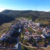 Hinojales, protagonista del 'Reto Demográfico' de Onda Cero. Hinojales, protagonista del 'Reto Demográfico' de Onda Cero.