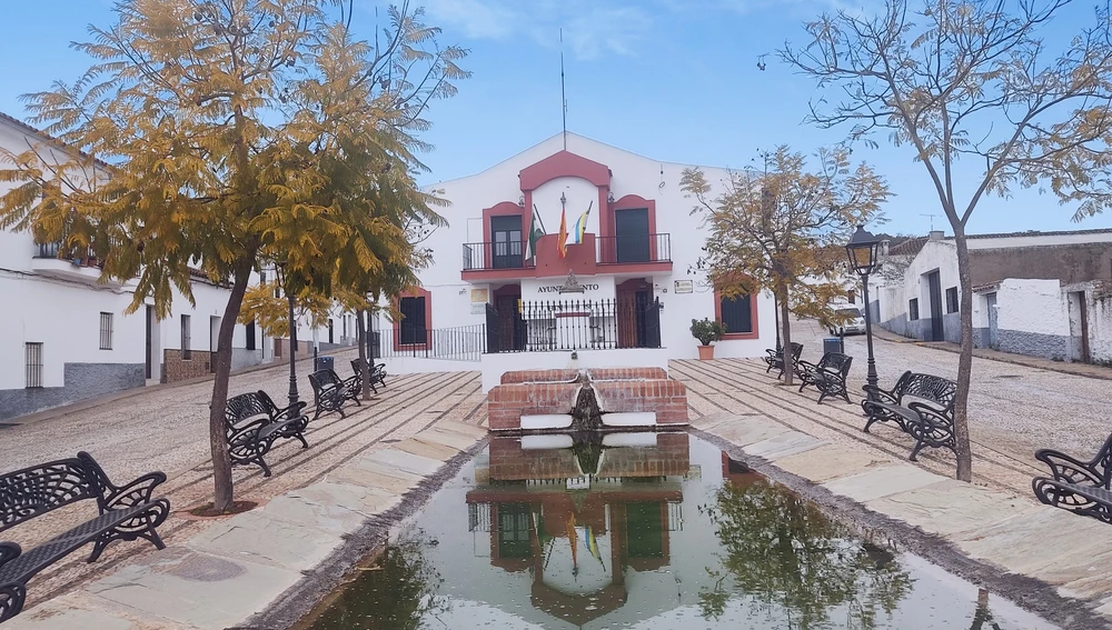 Hinojales, en el corazón de la Sierra, tiene bellos rincones. Hinojales, en el corazón de la Sierra, tiene bellos rincones.