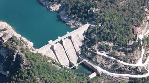 Imagen de archivo de la presa de Vallat (Cirat). 