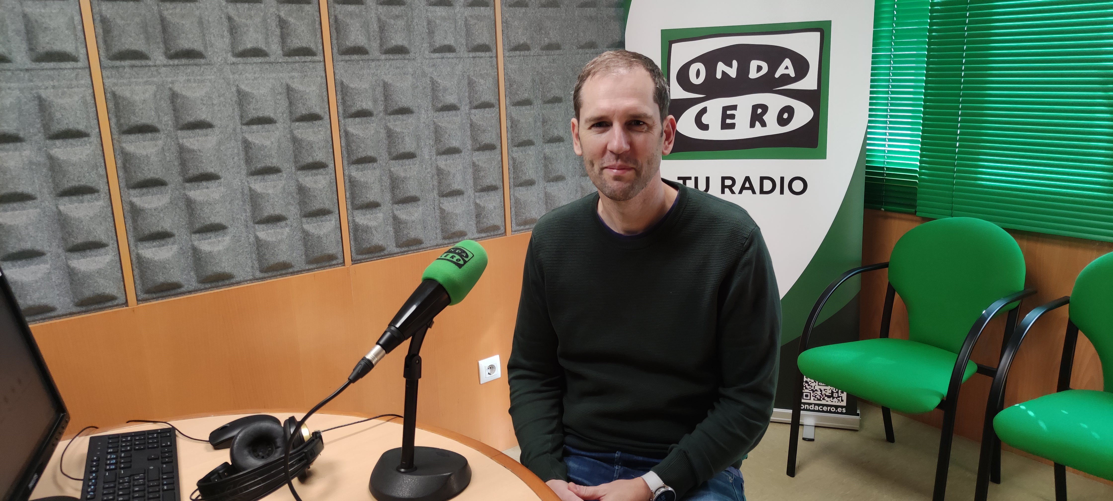 Andrés Martínez: “Tenemos un convenio con el Sergas que permite agilizar las revisiones visuales a los pacientes” Andrés Martínez: “Tenemos un convenio con el Sergas que permite agilizar las revisiones visuales a los pacientes”