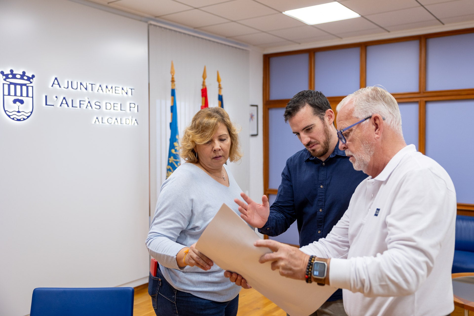 Jovempa Marina Baixa y el Ayuntamiento de l’Alfàs del Pi presentan la IV Jornada ‘Éxito Empresarial’ Jovempa Marina Baixa y el Ayuntamiento de l’Alfàs del Pi presentan la IV Jornada ‘Éxito Empresarial’
