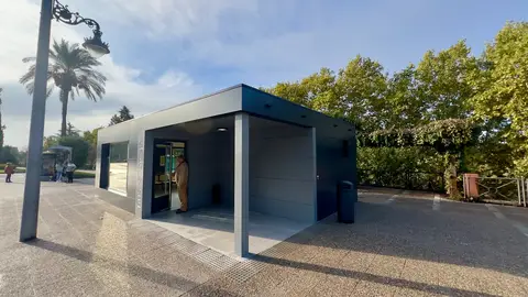 El Ayuntamiento abre la nueva estación de autobuses del Paseo de Roma El Ayuntamiento abre la nueva estación de autobuses del Paseo de Roma