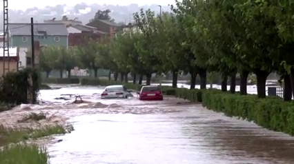 Los vídeos y las devastadoras imágenes de la DANA en Valencia y Albacete: tornados, inundaciones... Los vídeos y las devastadoras imágenes de la DANA en Valencia y Albacete: tornados, inundaciones...