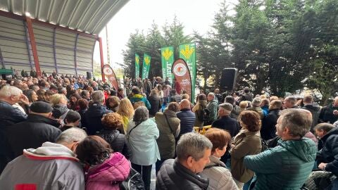 Actos oficiales en el Certamen del Gamon&eacute;u, en Benia de On&iacute;s