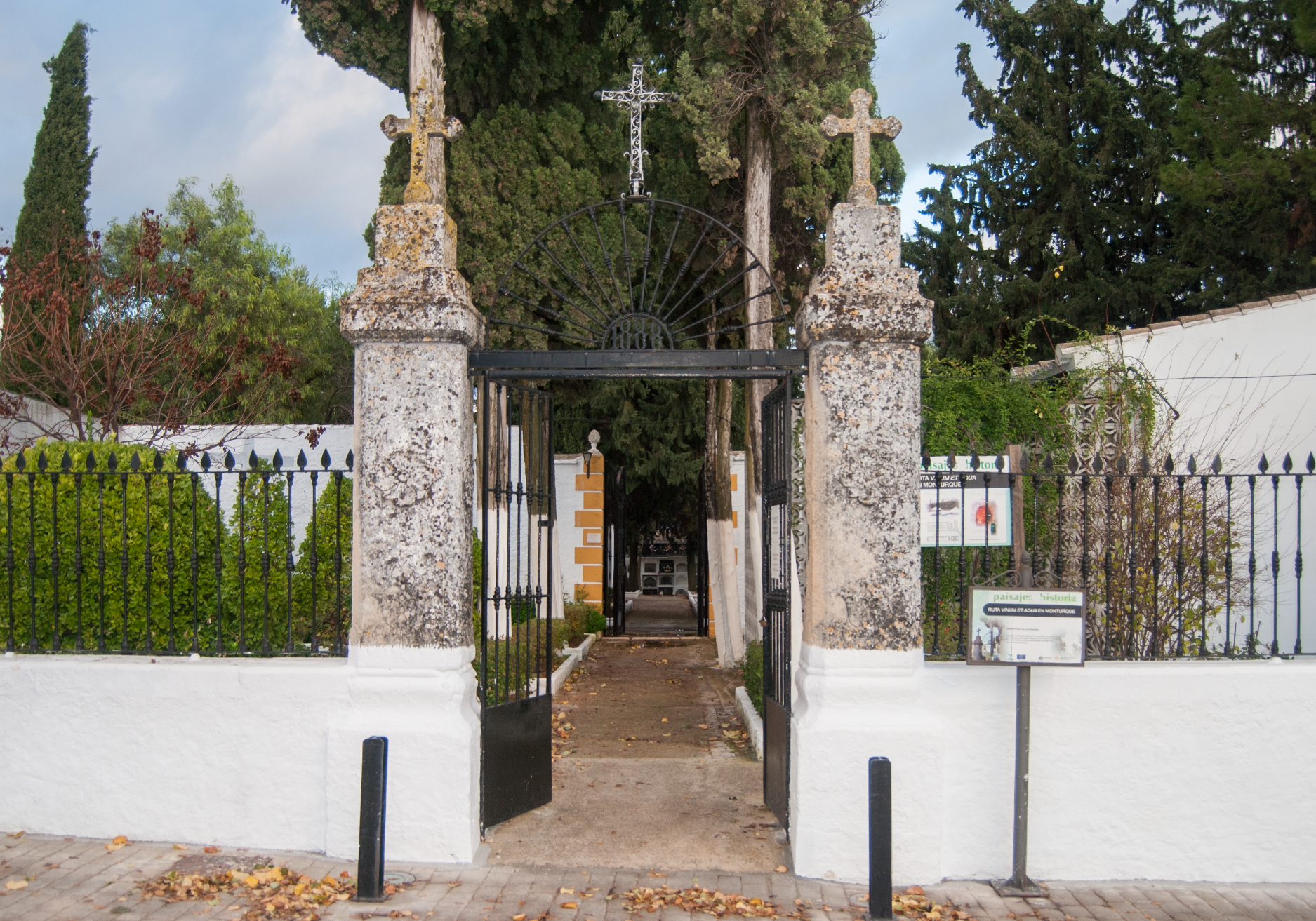 "Mundamortis" celebra el 220 aniversario del cementerio de San Rafael en Monturque "Mundamortis" celebra el 220 aniversario del cementerio de San Rafael en Monturque
