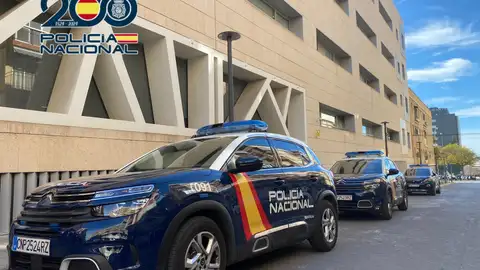 Comisaría de Policía de la calle Isabel la Católica Comisaría de Policía de la calle Isabel la Católica