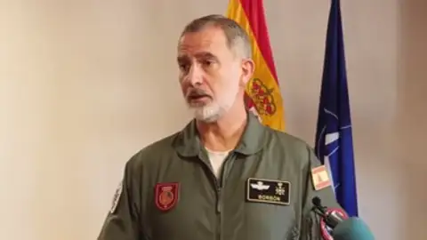 Felipe VI transmite su pésame a las víctimas por la DANA y pide "dejar trabajar" a las autoridades para ayudar a los afectados Felipe VI transmite su pésame a las víctimas por la DANA y pide "dejar trabajar" a las autoridades para ayudar a los afectados