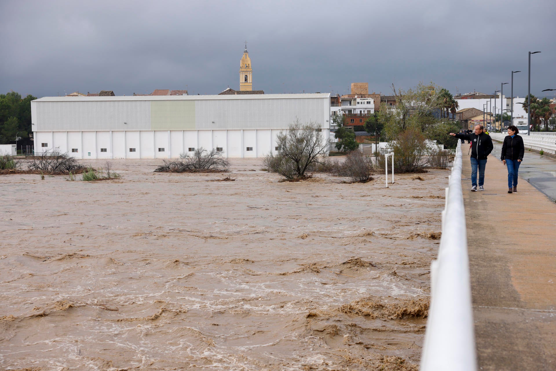 La Generalitat Valenciana habilita el 900 365 112 para la atención de familiares de las personas desaparecidas por la DANA La Generalitat Valenciana habilita el 900 365 112 para la atención de familiares de las personas desaparecidas por la DANA