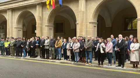 Todas las instituciones de la provincia se suman al duelo por las víctimas de la DANA Todas las instituciones de la provincia se suman al duelo por las víctimas de la DANA