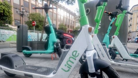 El Ayuntamiento de Madrid paraliza la retirada de patinetes el&eacute;ctricos hasta que el juez se pronuncie