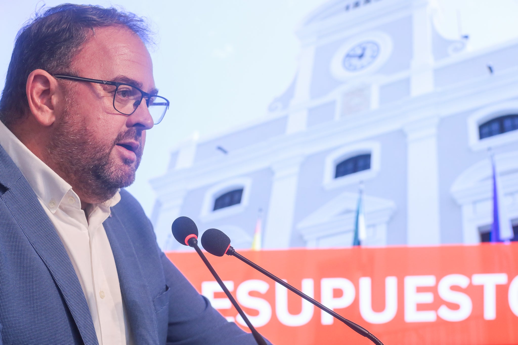 El alcalde de Mérida reclama a la Junta de Extremadura inversiones necesarias y vitales para el desarrollo de la ciudad “que tienen olvidada” El alcalde de Mérida reclama a la Junta de Extremadura inversiones necesarias y vitales para el desarrollo de la ciudad “que tienen olvidada”