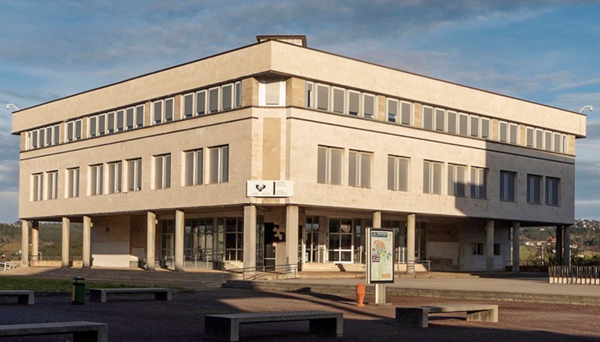 Ya se pueden solicitar las becas en Euskadi para estudios universitarios Ya se pueden solicitar las becas en Euskadi para estudios universitarios