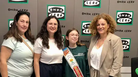 Reina de las Fiestas de Alfàs, concejala y mayorala Reina de las Fiestas de Alfàs, concejala y mayorala