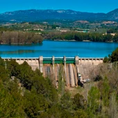 La Confederación Hidrográfica del Júcar hace desembalse "técnico" del pantano de El Regajo La Confederación Hidrográfica del Júcar hace desembalse "técnico" del pantano de El Regajo