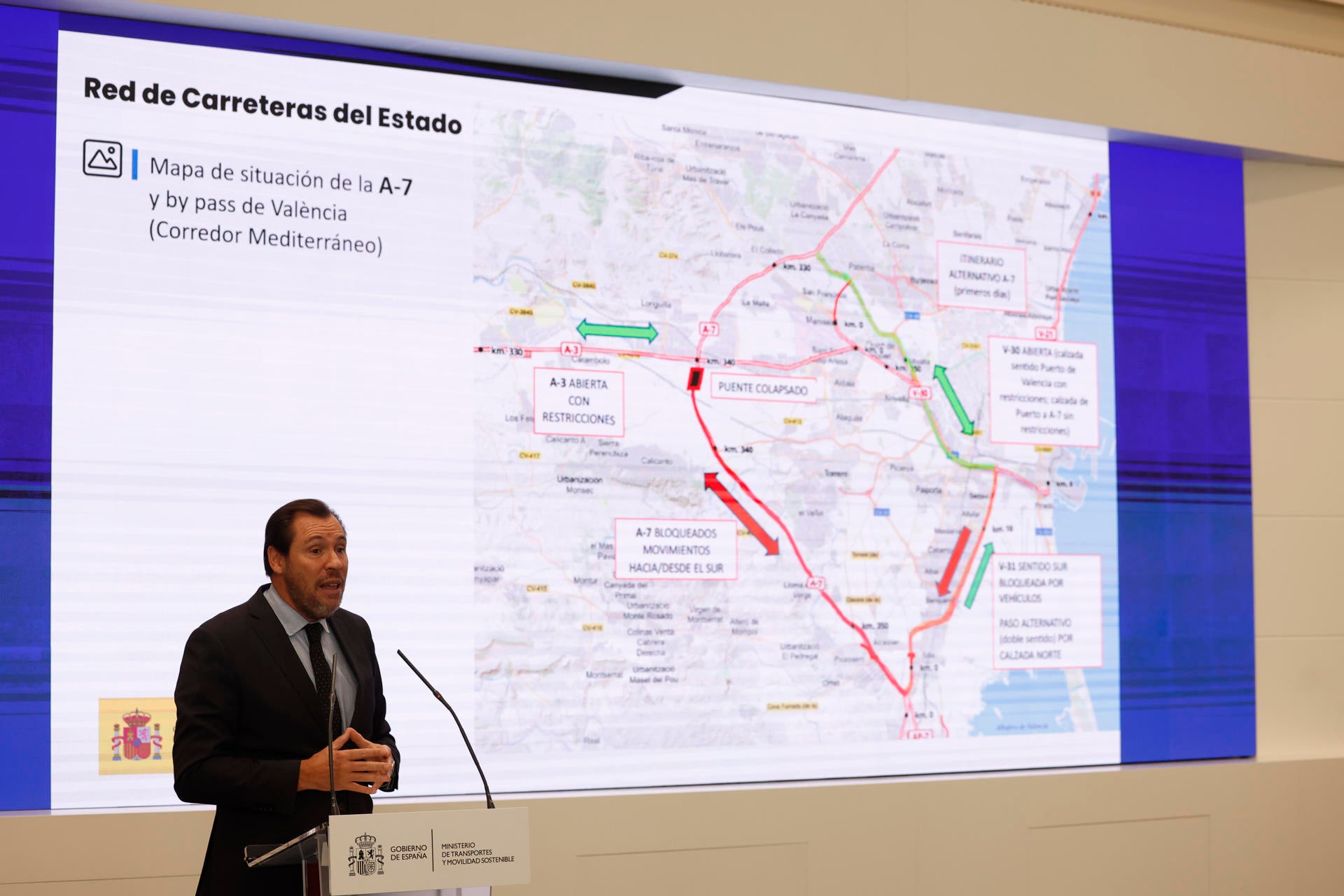 Puente anuncia que la circulación ferroviaria a Valencia estará cortada "dos o tres semanas" y en Cercanías la situación es "gravísima" Puente anuncia que la circulación ferroviaria a Valencia estará cortada "dos o tres semanas" y en Cercanías la situación es "gravísima"