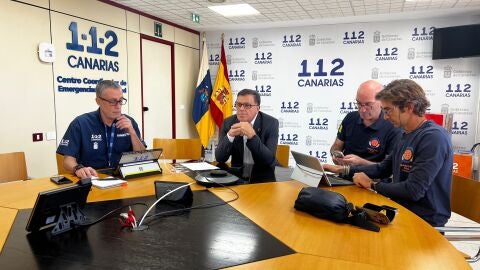 Manuel Miranda, Consejero de Pol&iacute;tica Territorial, Cohesi&oacute;n Territorial y Aguas del Gobierno de Canarias en una de las sedes del 112 de Canarias