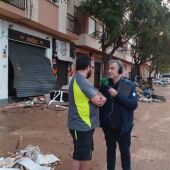 Vecino de la zona afectada por la DANA hablando con Carlos Alsina