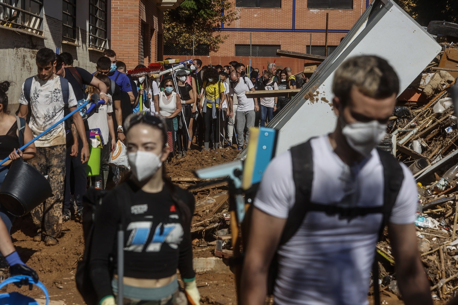 La Fundación Lo Que De Verdad Importa lanza un mensaje de esperanza a los jóvenes afectados por la DANA La Fundación Lo Que De Verdad Importa lanza un mensaje de esperanza a los jóvenes afectados por la DANA