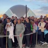 Una nueva oleada de voluntarios parte de La Ciudad de las Artes a los pueblos más castigados por la DANA 