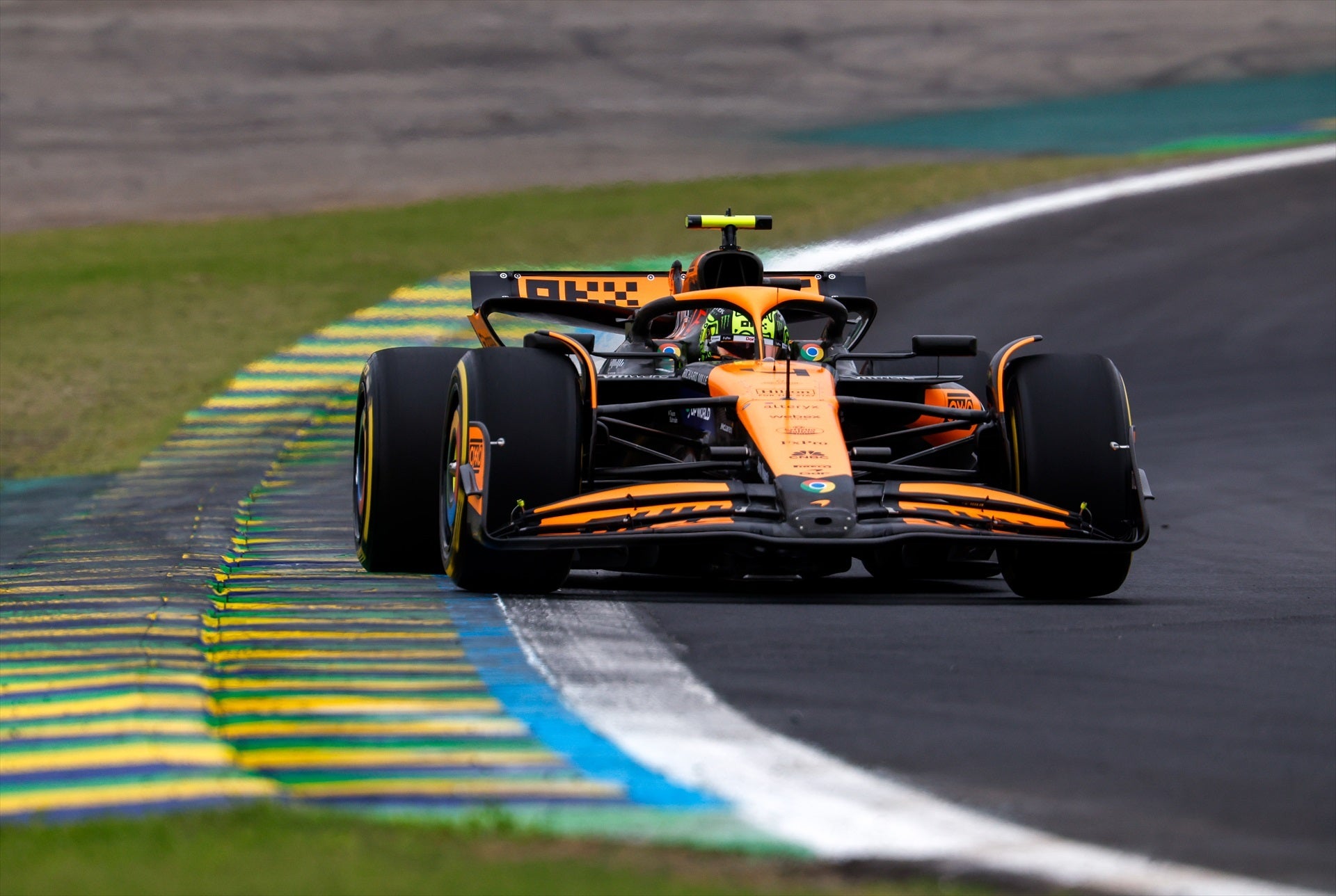 Norris gana el sprint en Brasil y aprieta el Mundial Norris gana el sprint en Brasil y aprieta el Mundial