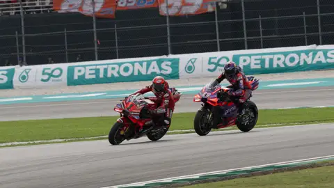 Pecco Bagnaia y Jorge Martín durante el GP de Malasia