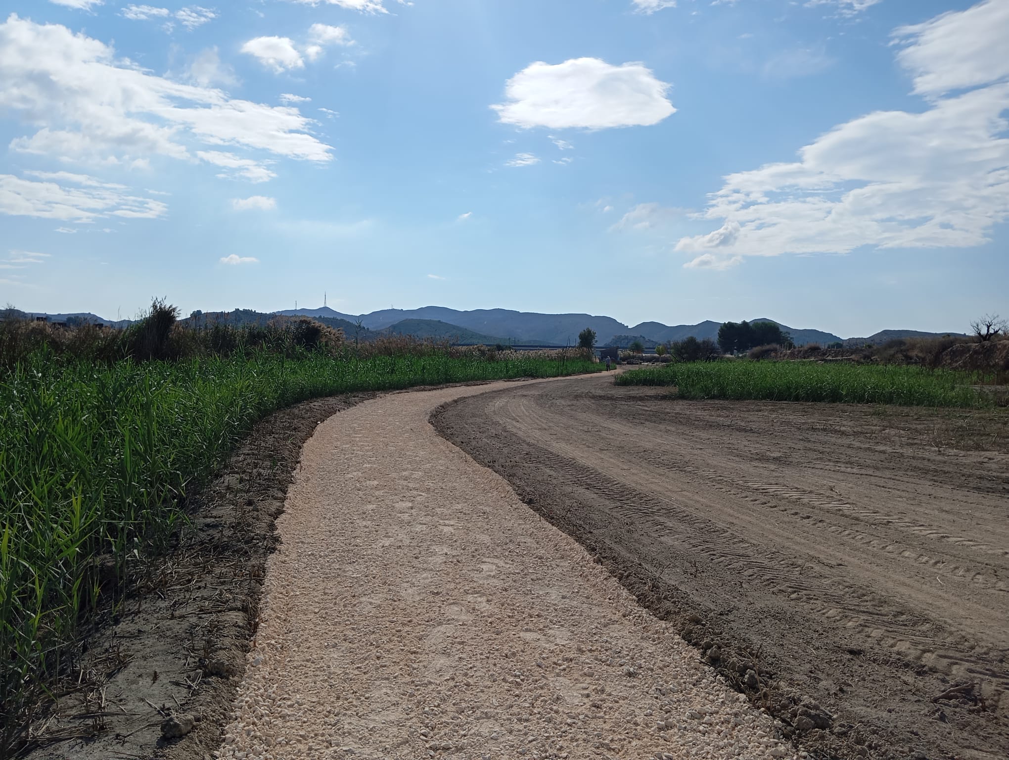 La senda cicloturista del río Tarafa de Aspe llegará al Puente del Hierro a finales de año La senda cicloturista del río Tarafa de Aspe llegará al Puente del Hierro a finales de año