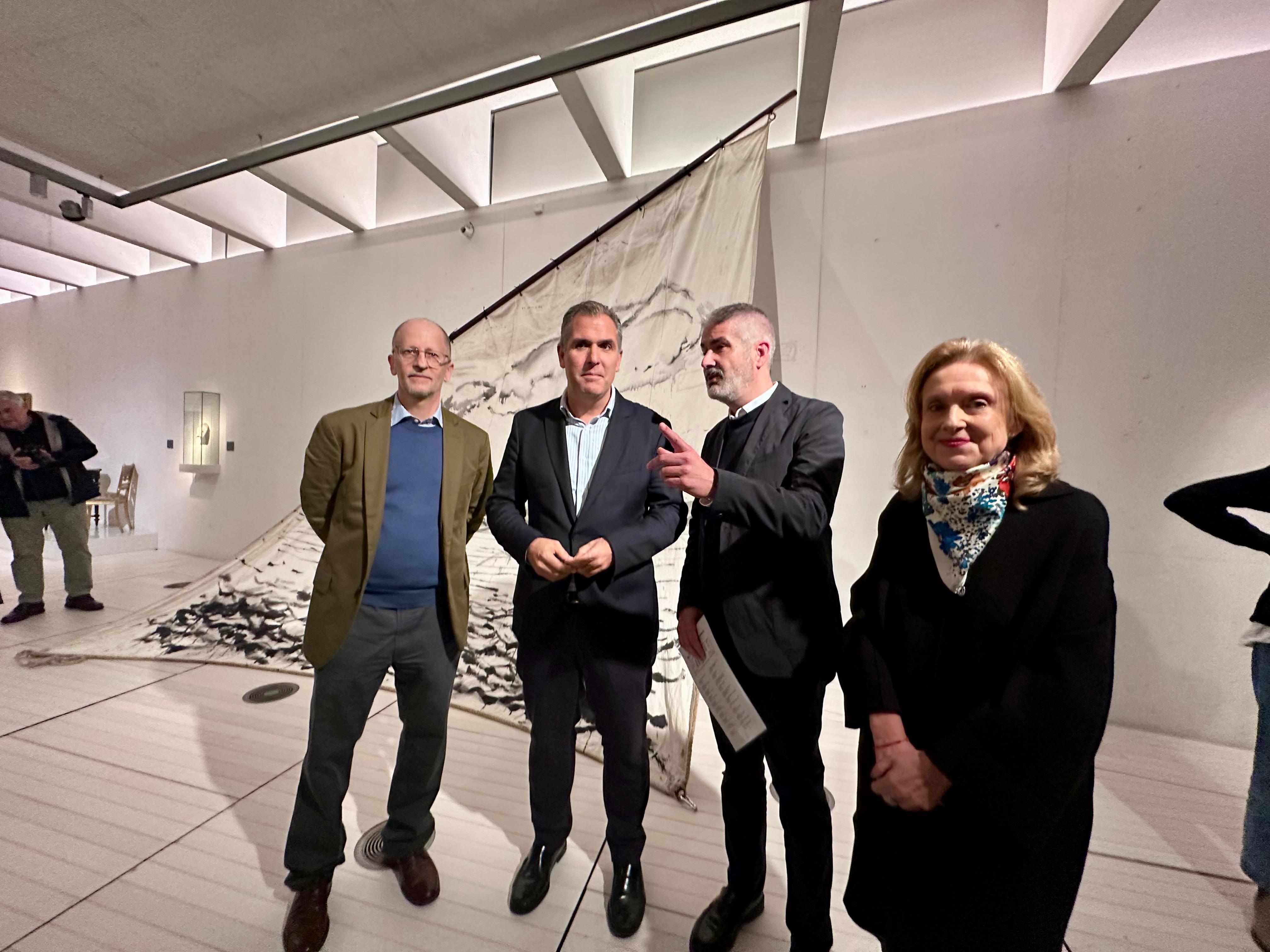 Unha nova exposición mecida polo “Vento” no Museo de Pontevedra Unha nova exposición mecida polo “Vento” no Museo de Pontevedra