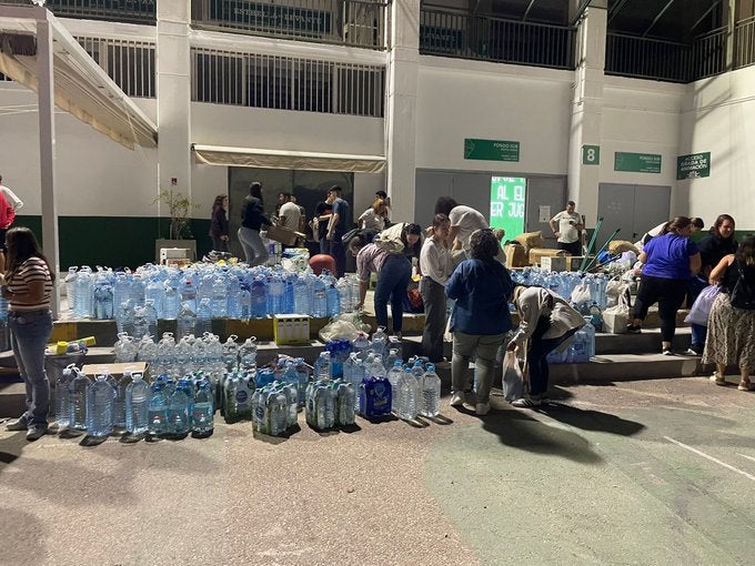 La Federación de Peñas del Elche pospone la Fan Zone y organizará un autobús para ayudar a los afectados por la DANA La Federación de Peñas del Elche pospone la Fan Zone y organizará un autobús para ayudar a los afectados por la DANA