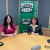Amparo Navarro en una visita a Onda Cero Alicante