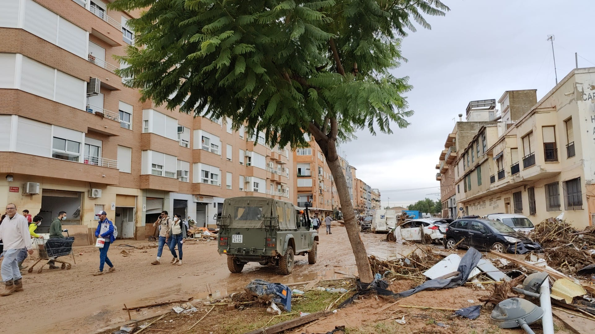 El último aviso de la AEMET: "Los radares no desviaron las nubes para provocar la DANA en Valencia" El último aviso de la AEMET: "Los radares no desviaron las nubes para provocar la DANA en Valencia"