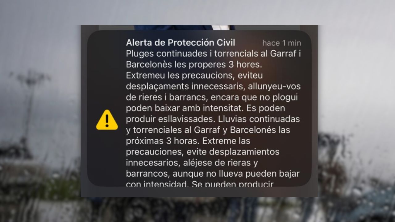 La AEMET activa el aviso rojo en el litoral de Barcelona y se suspende el servicio de Rodalies: peligro extremo por lluvias torrenciales La AEMET activa el aviso rojo en el litoral de Barcelona y se suspende el servicio de Rodalies: peligro extremo por lluvias torrenciales