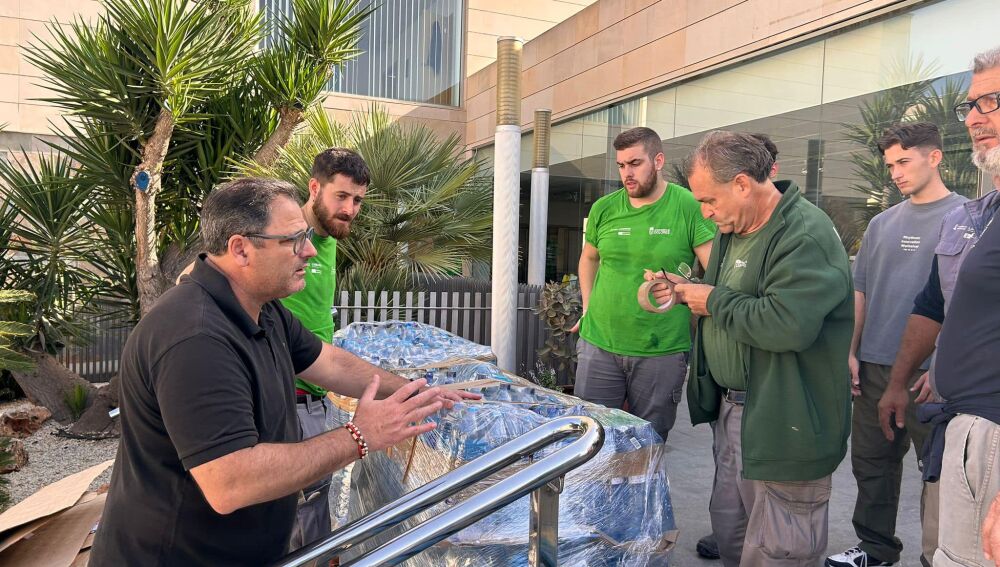 La Vega Baja activa una solidaridad sin precedentes para ayudar a las víctimas de la DANA