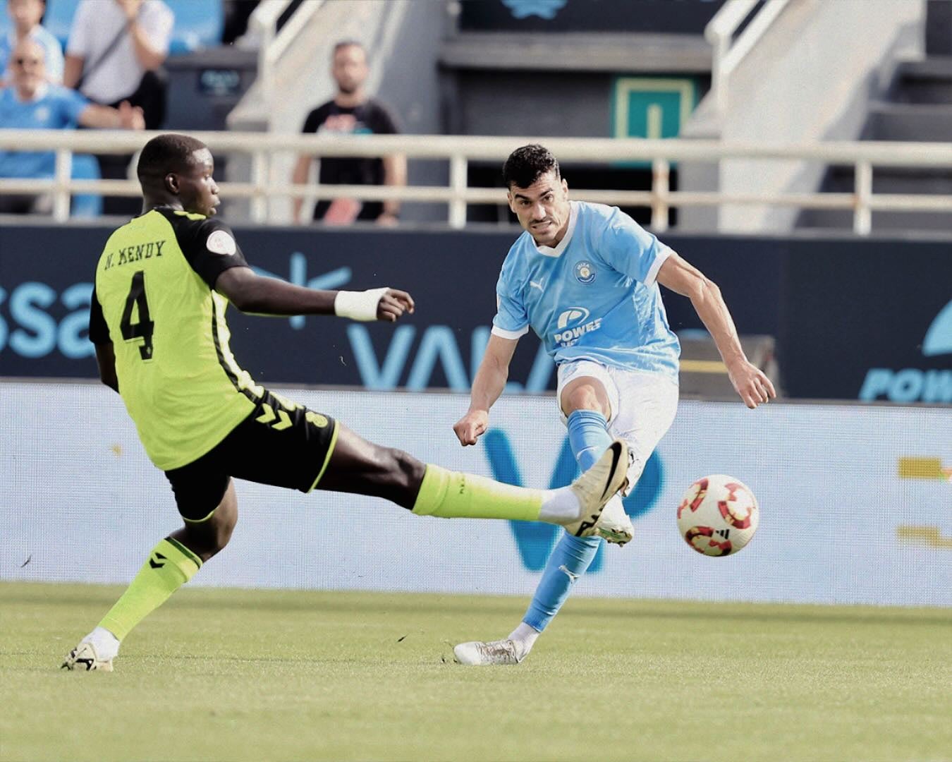 La UD Ibiza suma su tercera derrota consecutiva ante el Real Betis B y la Peña Deportiva y la SD Ibiza empatan en el derbi La UD Ibiza suma su tercera derrota consecutiva ante el Real Betis B y la Peña Deportiva y la SD Ibiza empatan en el derbi