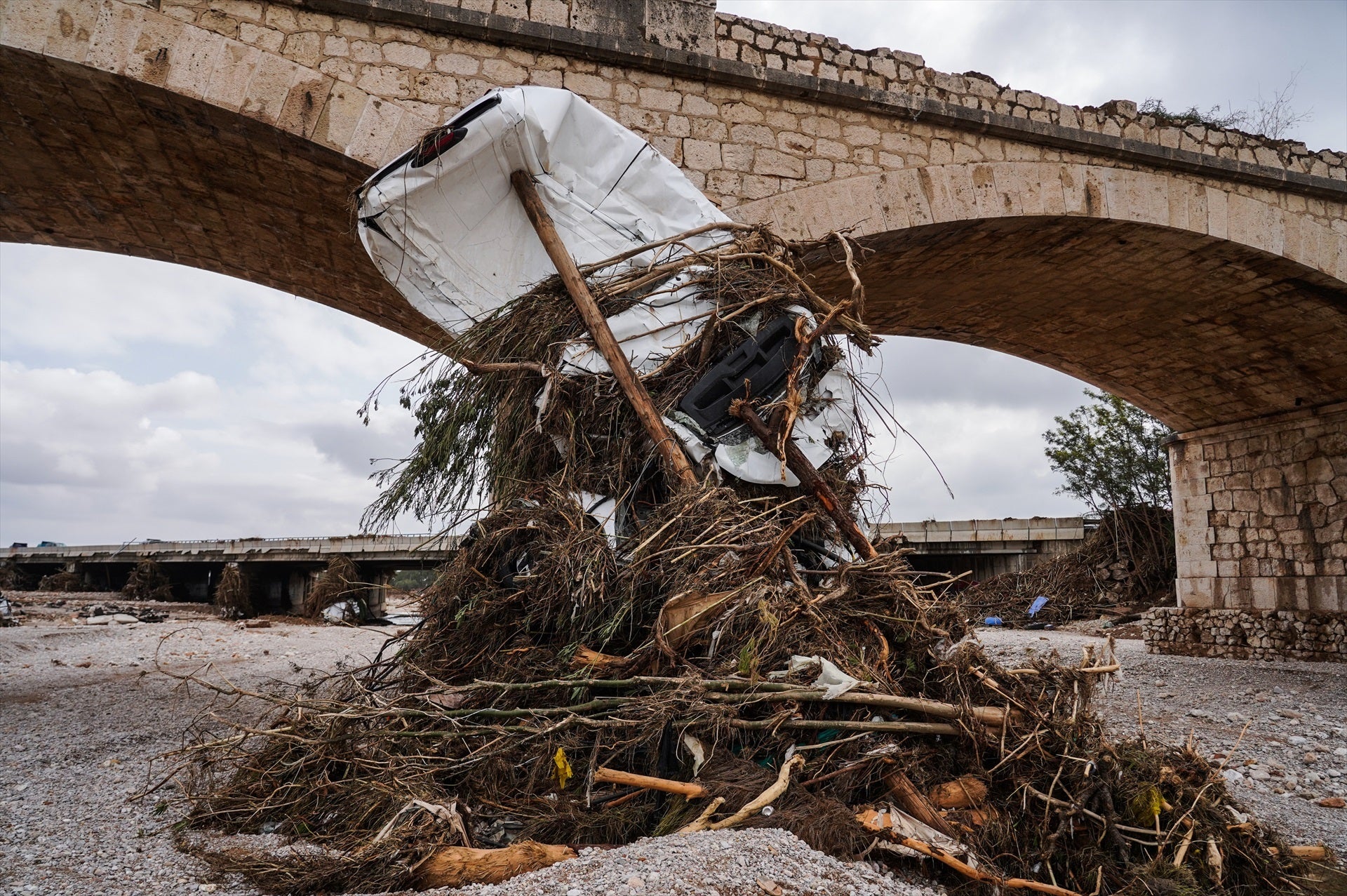 Qué se sabe de las ayudas tras la DANA: documentación, viviendas, coches o ERTEs Qué se sabe de las ayudas tras la DANA: documentación, viviendas, coches o ERTEs