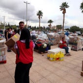 Recogida de productos necesarios para ayudar a los afectados por la DANA en Valencia